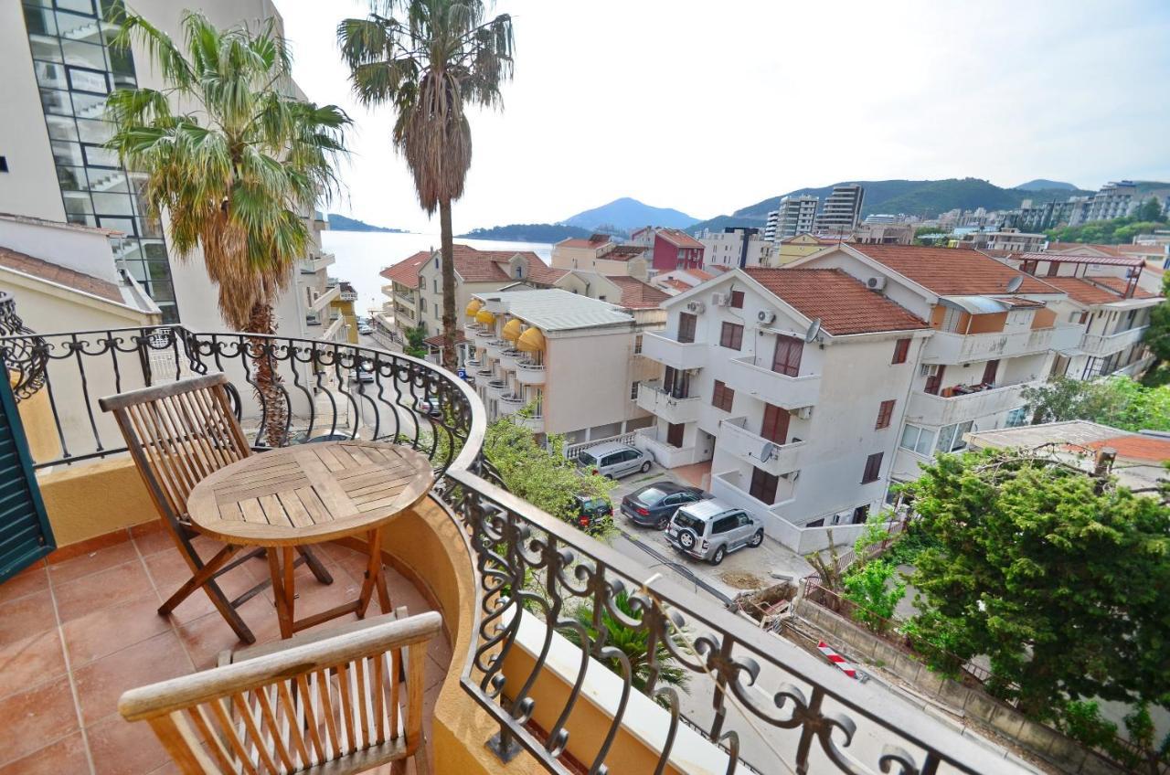 Hotel Meduza Bečići Dış mekan fotoğraf