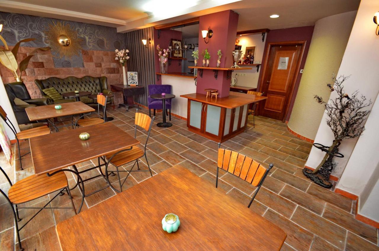 Hotel Meduza Bečići Dış mekan fotoğraf