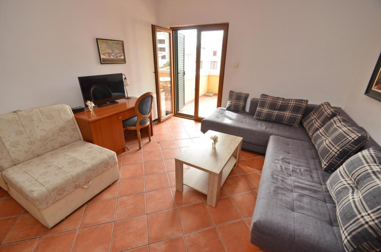 Hotel Meduza Bečići Dış mekan fotoğraf